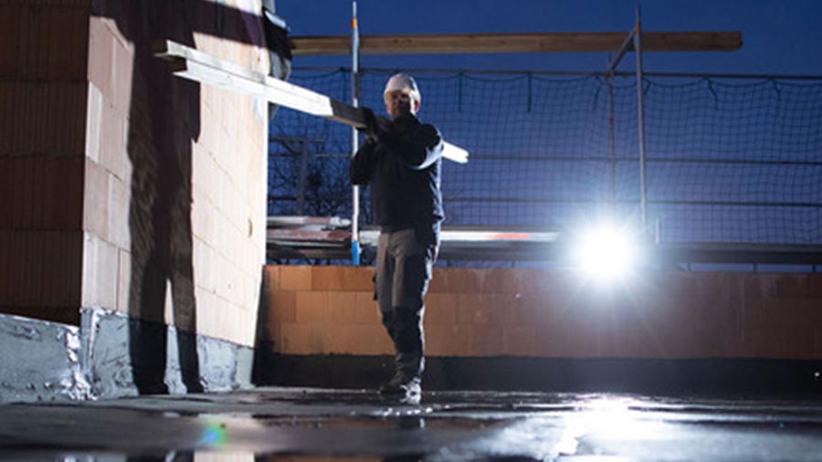 projecteur multi batterie 18 V 6050 MH hybride rechargeable Brennenstuhl projecteur multi batterie 18 V 6050 MH hybride rechargeable Brennenstuhl